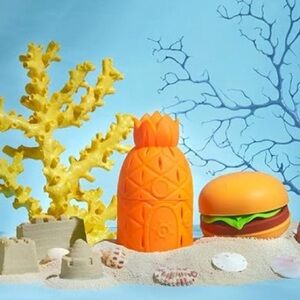 wet n wild Sponge Bob Squarepants Pineapple Makeup sponge holder